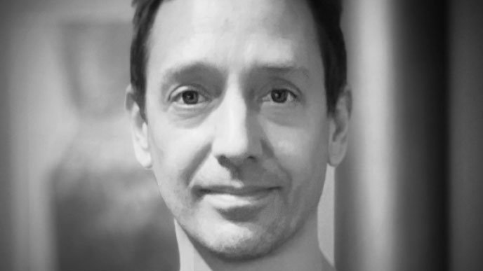 B&W headshot of François Dumoulin