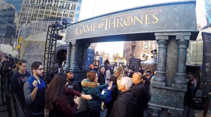 fans queuing