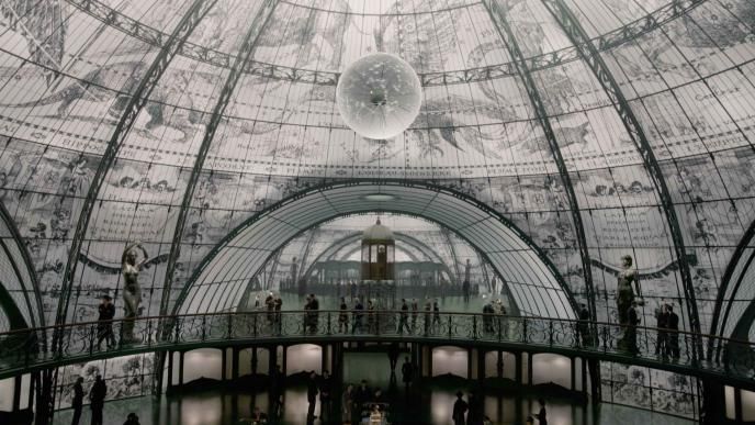 the french ministry of magic full of people