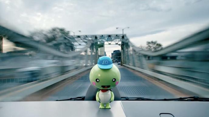 a car dashboard toy