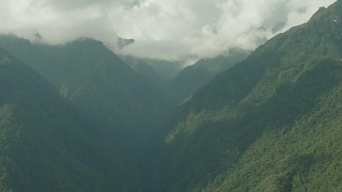 Plate photography of the Peruvian landscape