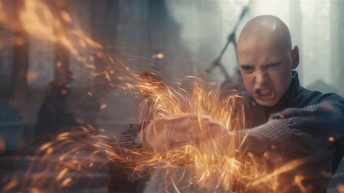 Wheel of Time 3 woman fire channelling