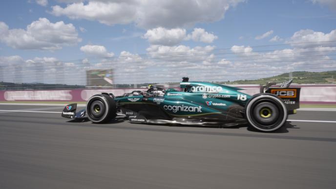 F1 race course & signage building image final